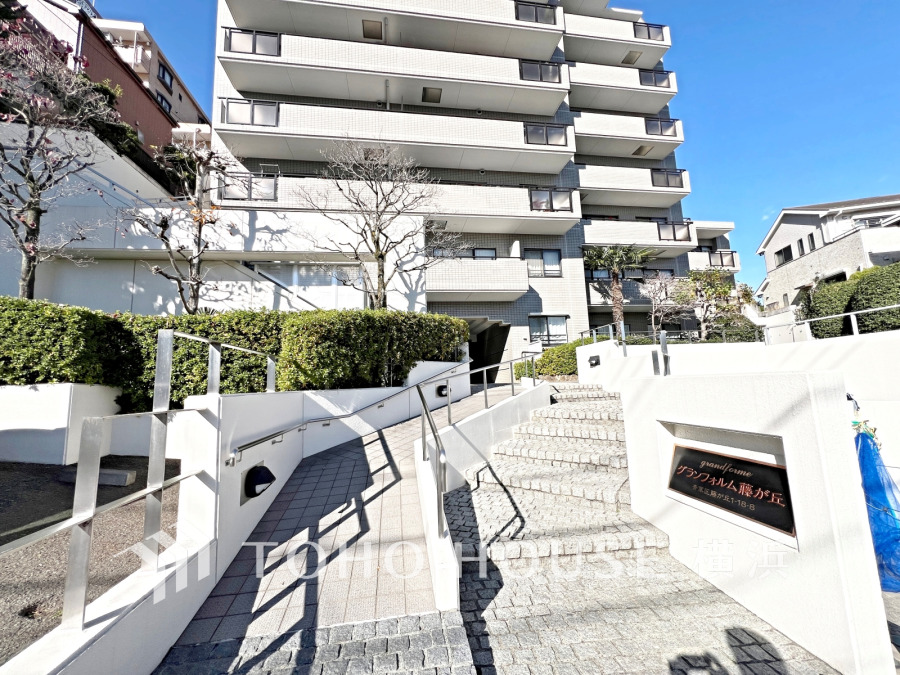 時間のゆとりと空間、爽やかな陽光がもたらす光と風を贅沢なまでに感じる暮らしが始まります。
