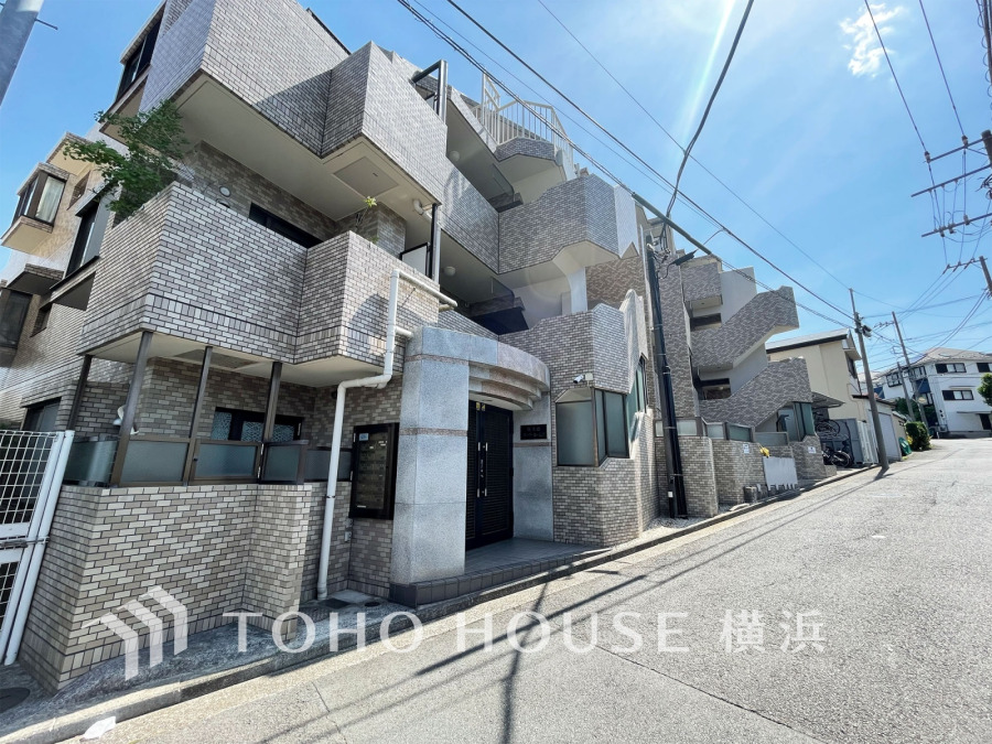 流行に左右されず、将来に渡って価値が継続する「上質」な佇まい。お洒落な雰囲気や自然の潤い、親しみやすさといった個性を、街に新たな価値をもたらし続ける。