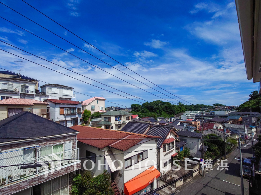 この開放感ある眺望と共に閑静な住宅街の季節感を演出する四季折々の変化を楽しめる心地よい場所となることでしょう