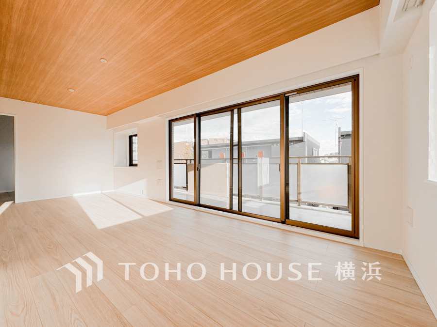 ご家族やお客様との時間など、多くの時を刻む空間。何気なく過ぎる時でさえも上質なひと時となる快適な空間を目指して。