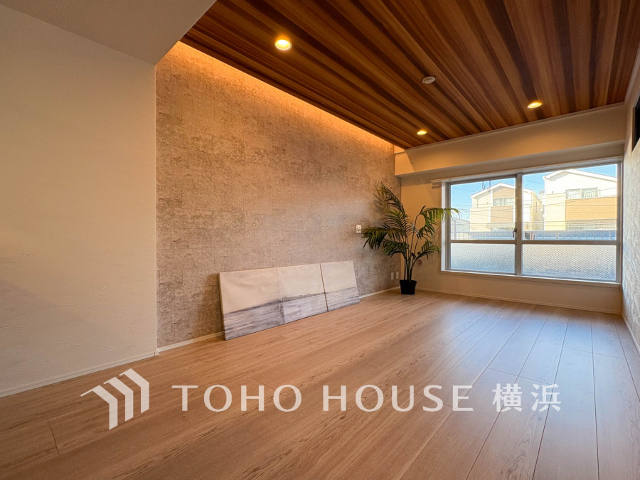 ご家族やお客様との時間など、多くの時を刻む空間。何気なく過ぎる時でさえも上質なひと時となる快適な空間を目指して。