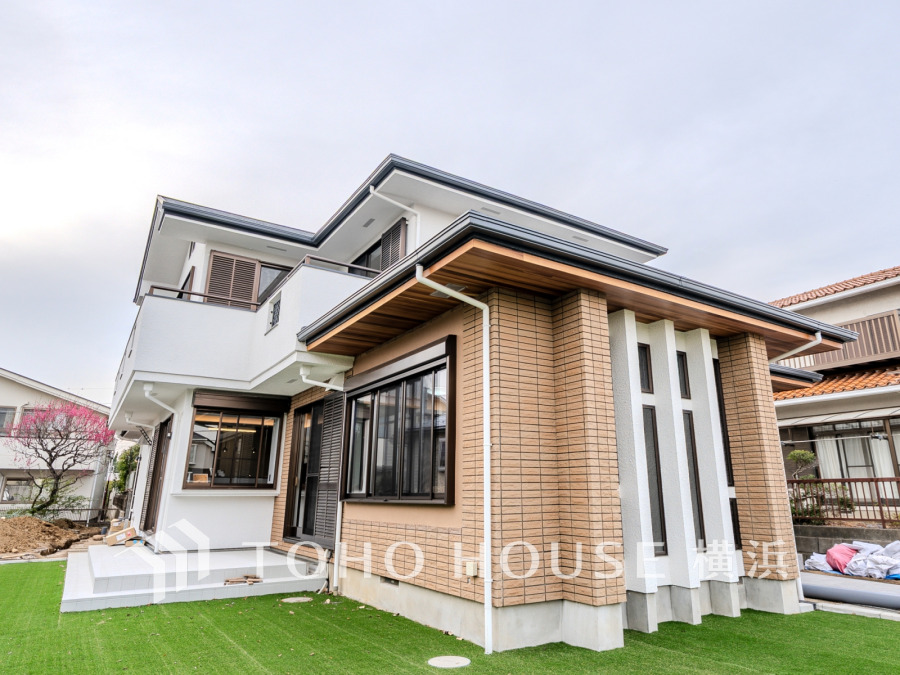 時間のゆとりと空間、爽やかな陽光がもたらす光と風を贅沢なまでに感じる暮らしが始まります。
