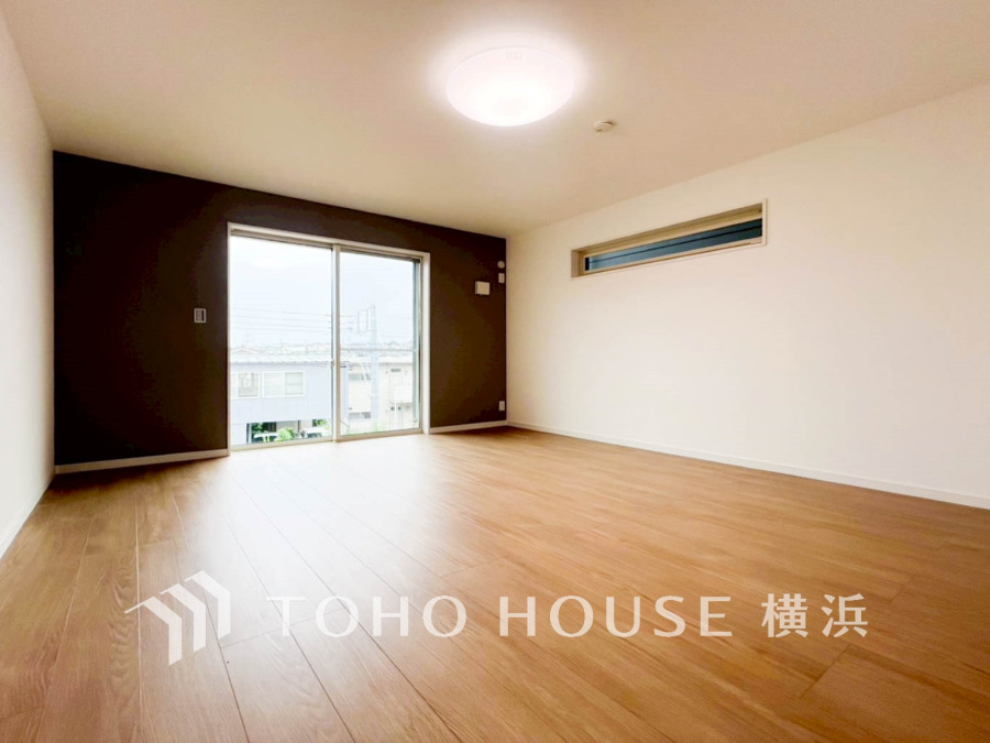 穏やかな寛ぎを届ける上質仕様のゆとりあるお部屋。自分時間を充実させながら心豊かにできるプライベート空間。