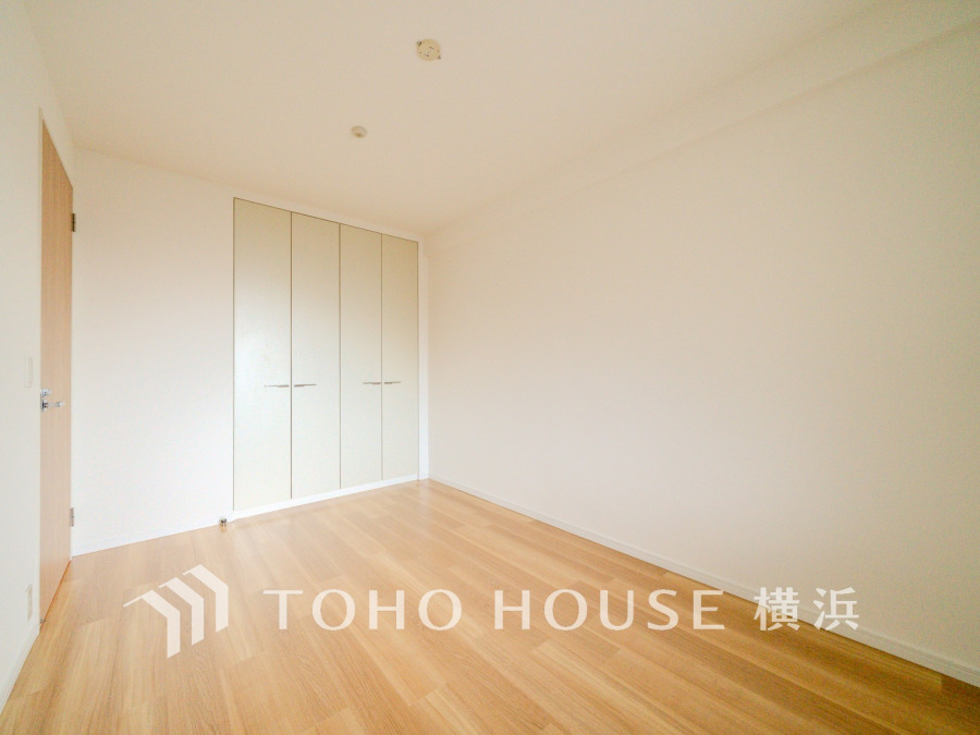 穏やかな寛ぎを届ける上質仕様のゆとりあるお部屋。自分時間を充実させながら心豊かにできるプライベート空間。