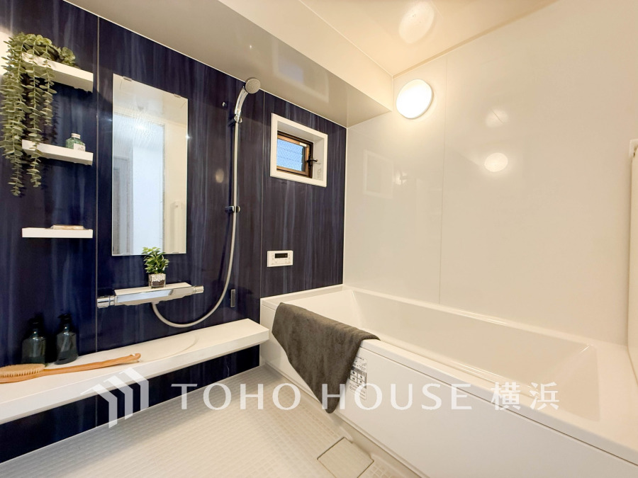 1日の疲れを取り心身を癒すことができる住まいの中のリラクゼーション空間、リラックスできるよう優しいカラーをチョイスしました。時を忘れるほどのんびりできる空間に。