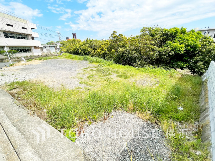 ゆとりある敷地は多彩な住宅に対応できます。