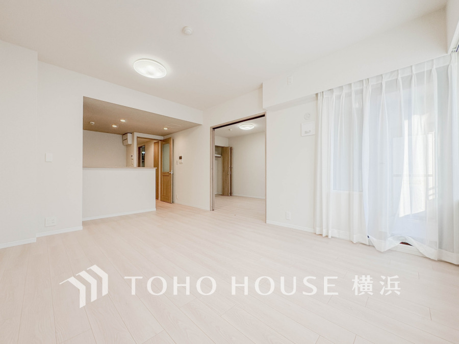 和やかで洗練された空間の演出。寛ぎとコミュニケーションを育む居心地のよい場所。