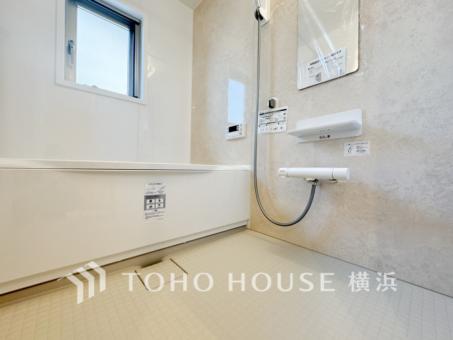 1日の疲れを取り心身を癒すことができる住まいの中のリラクゼーション空間、リラックスできるよう優しいカラーをチョイスしました。時を忘れるほどのんびりできる空間に。