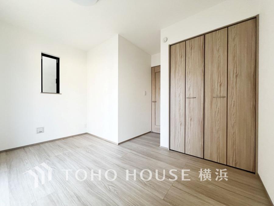 家族一人ひとりの大切なプライベート空間。趣味・感性で個性的に飾って頂けるようシンプルに仕上げてあります。自分時間を充実させながら心豊かなひとときを過ごすための大切な空間。