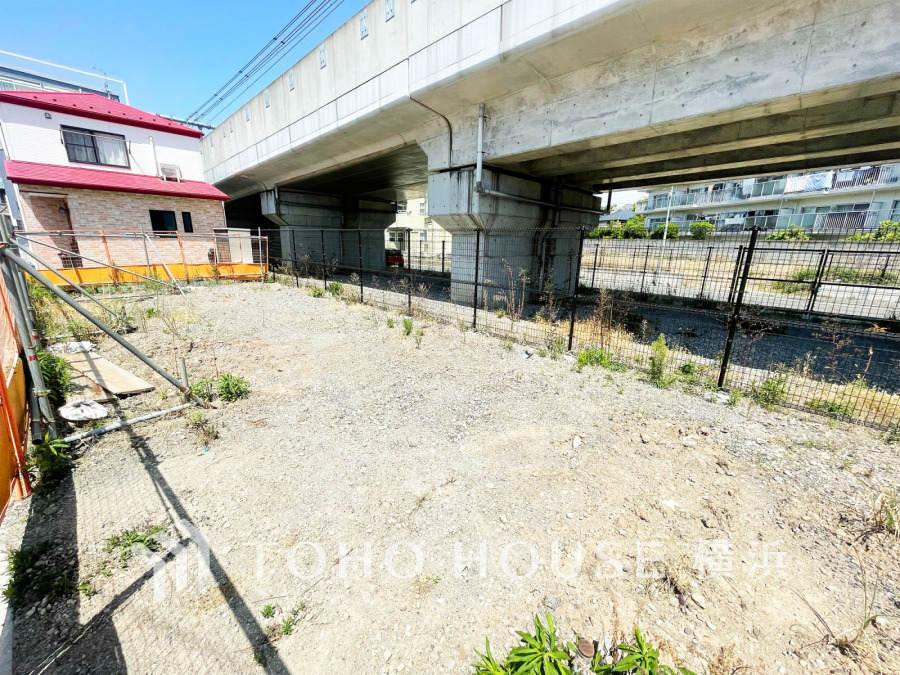 建築条件のない土地ですので、お好みのハウスメーカーさんで、理想のマイホームを建築することが出来ます。建築プラン等につきましても、お気軽にご相談下さいませ。