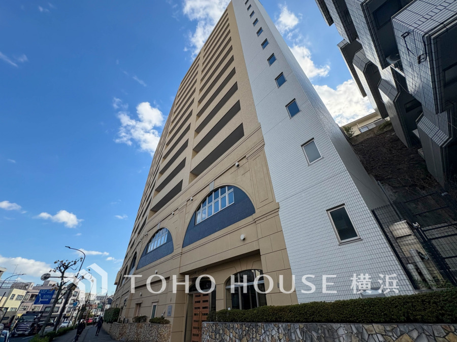 時間のゆとりと空間、爽やかな陽光がもたらす光と風を贅沢なまでに感じる暮らしが始まります。