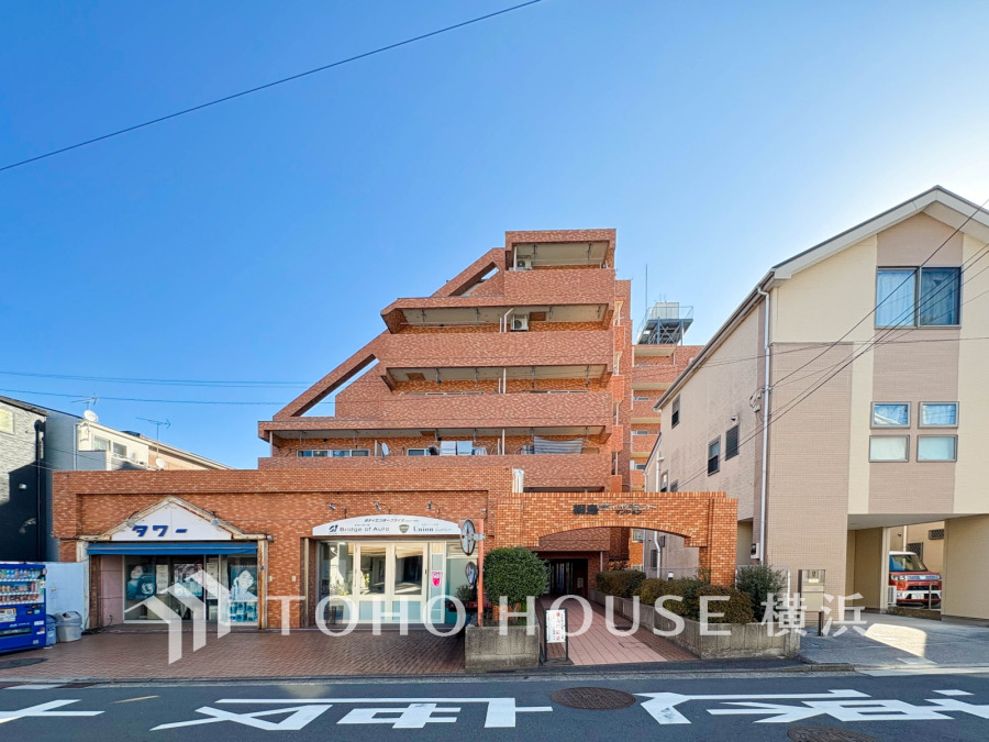 流行に左右されず、将来にわたって価値が継続する「上質」な佇まい。おしゃれな雰囲気や自然の潤い、親しみやすさといった個性を、街に新たな価値をもたらし続ける。