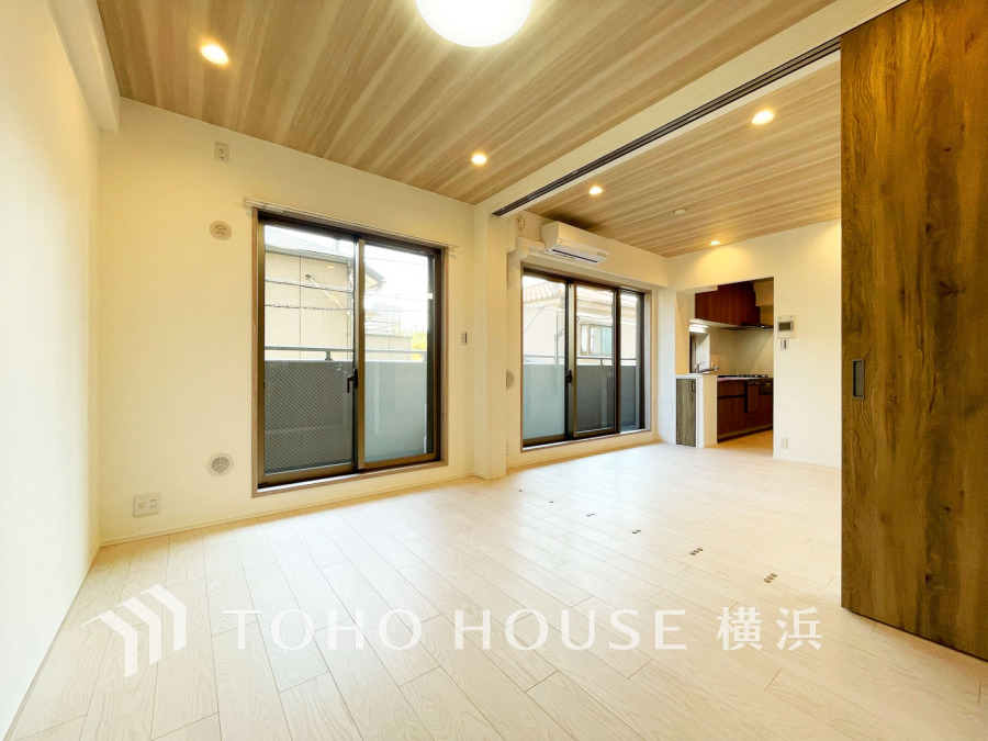 感性を育むプライベートルームはシンプルでスマートな空間。好みの空間で読書をしたり、音楽を聞いたりと一人の時間も充実したものにできます。