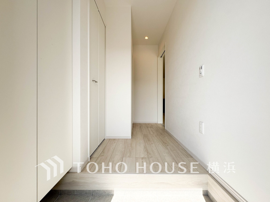 可愛らしい玄関。収納も多くご家族の靴、思いでも収納します！