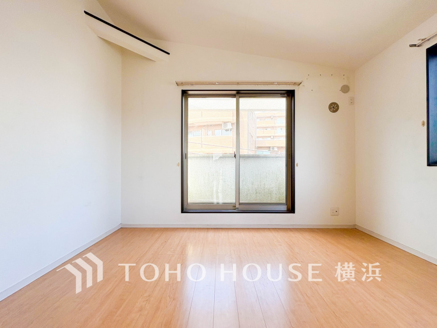 穏やかな寛ぎを届ける上質仕様のゆとりあるお部屋。自分時間を充実させながら心豊かにできるプライベート空間。