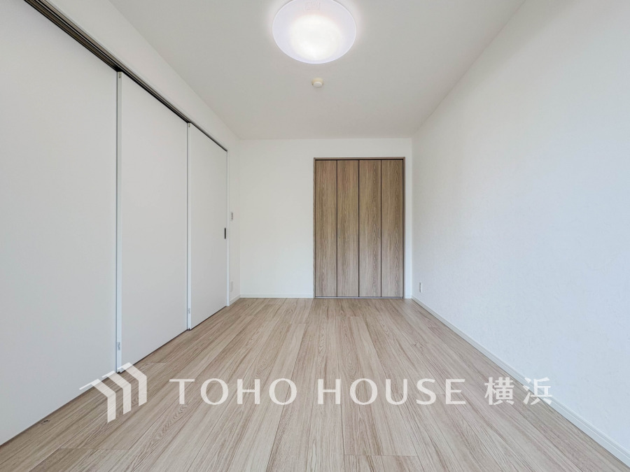 穏やかな寛ぎを届ける上質仕様のゆとりあるお部屋。自分時間を充実させながら心豊かにできるプライベート空間。