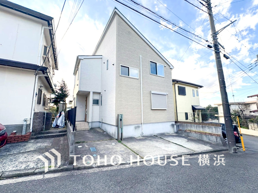 単に見た目や質感の良さだけではなく、建物の基礎や構造といった、目には見えにくい部分にもこだわります。住まいの本質の部分から、住み心地や安全性も大切にしたお住まいです。