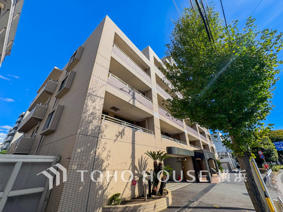 時間のゆとりと空間、爽やかな陽光がもたらす光と風を贅沢なまでに感じる暮らしが始まります。