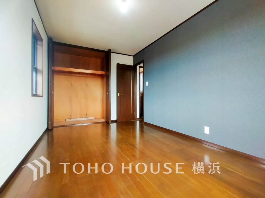 穏やかな寛ぎを届ける上質仕様のゆとりあるお部屋。自分時間を充実させながら心豊かにできるプライベート空間。