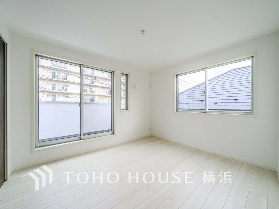 感性を育むプライベートルームはシンプルでスマートな空間。好みの空間で読書をしたり、音楽を聞いたりと一人の時間も充実したものにできます。