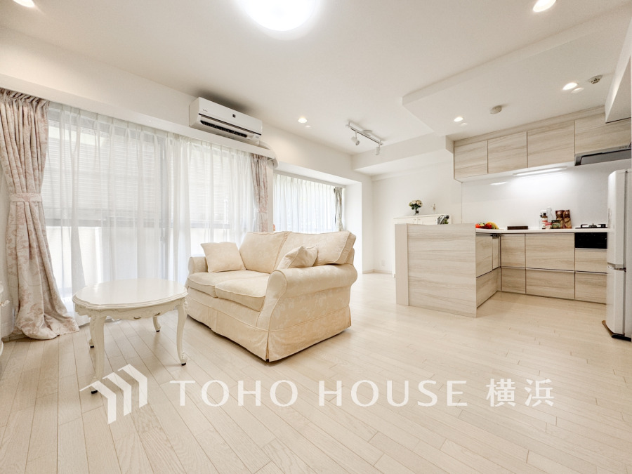 一日の中で多くの時間を過ごすことになる住まいだからこそ、いつも穏やかな空間であるように心掛けています。構成する建材などへの配慮が、住まう方の健康を守ります。