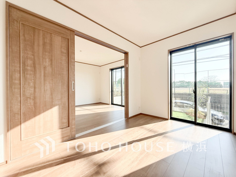 穏やかな寛ぎを届ける上質仕様のゆとりあるお部屋。自分時間を充実させながら心豊かにできるプライベート空間。