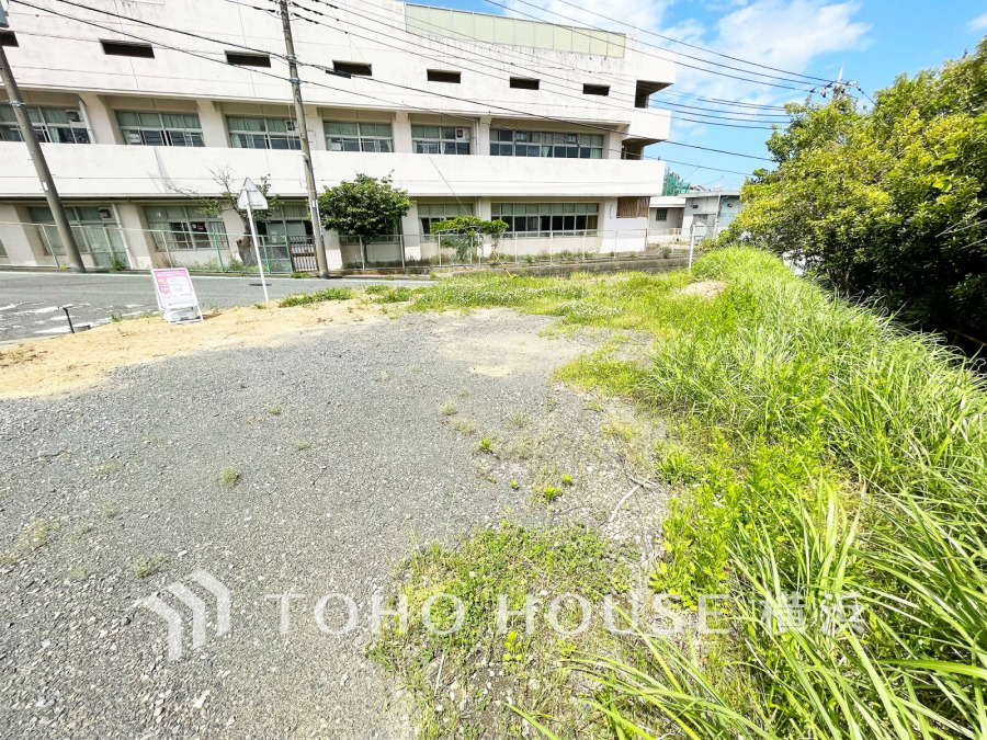 ゆとりある敷地は多彩な住宅に対応できます。
