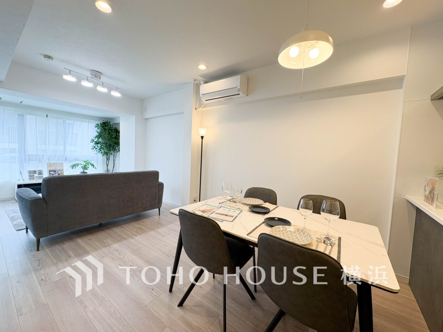 上質な時間を育む暮らしのメインステージ。寛ぎとコミュニケーションを育む居心地のよい場所。