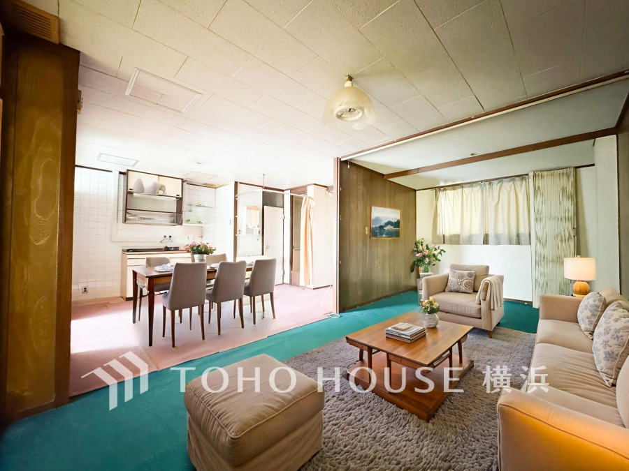 一日の中で多くの時間を過すことになる住まいだからこそ、いつも穏やかな空間であるように心掛けています。構成する建材などへの配慮が、住まう方の健康を守ります。画像内の家具はCGです。