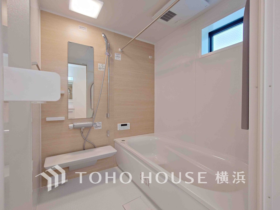 1日の疲れを取り心身を癒すことができる住まいの中のリラクゼーション空間、リラックスできるよう優しいカラーをチョイスしました。時を忘れるほどのんびりできる空間に。