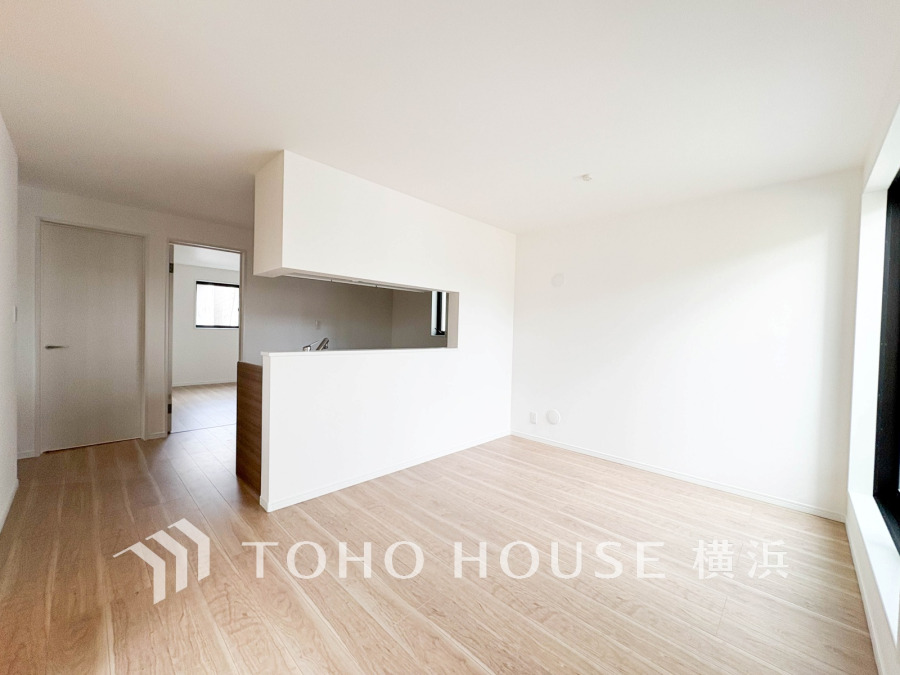 ご家族やお友達との時間など、多くの時を刻む空間。何気なく過ぎる時でさえも上質なひと時となる快適な空間を目指して。