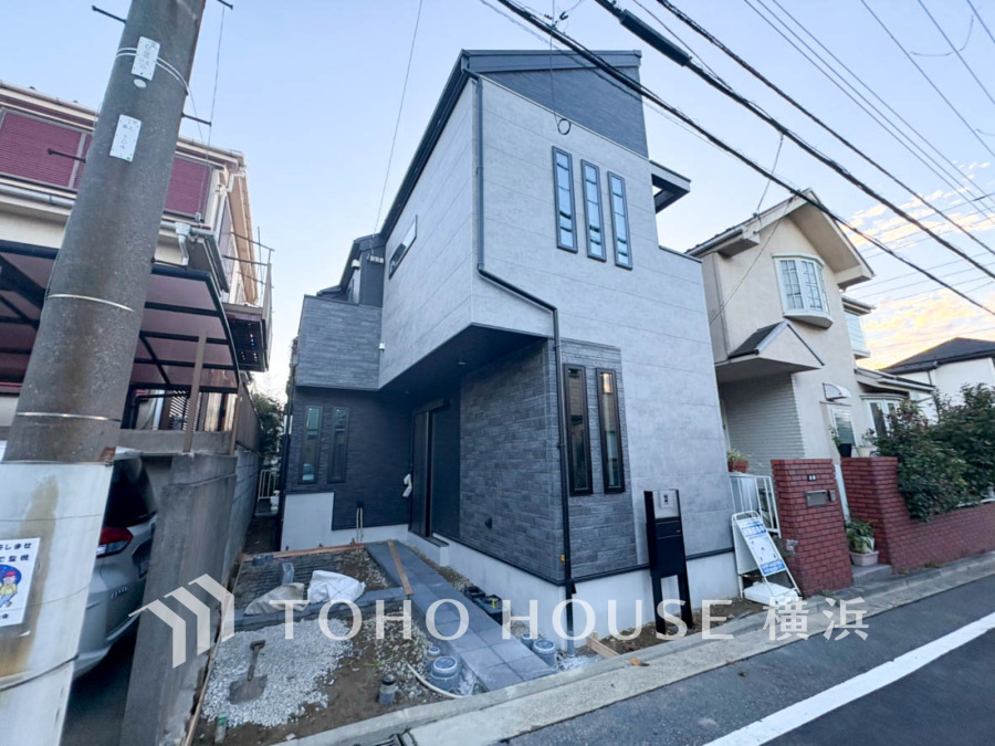 ここから始まる「日常」はご家族にとって大切で貴重な時間。少しでも豊かに、少しでも快適に。そんな想いから生まれた本邸宅は、これから先のお住まいをきっと支えてくれるはずです。