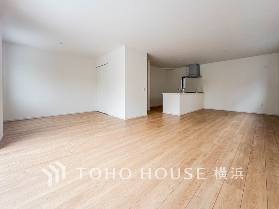 オープンでのびやかな空間を生み出す、こだわりの「広がり」と「ゆとり」。家族と過ごす時間を大切にした住空間♪