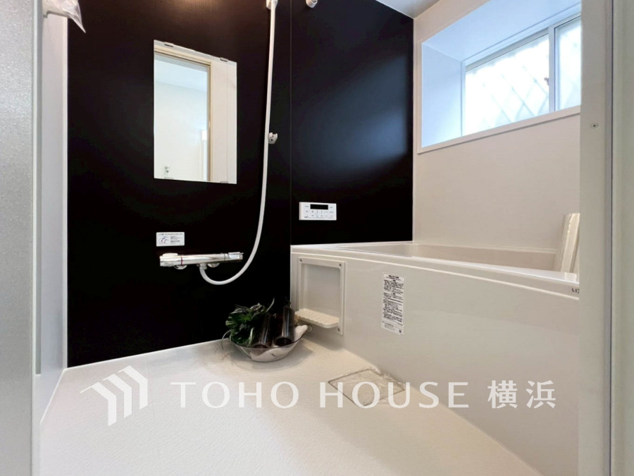 1日の疲れを取り心身を癒すことができる住まいの中のリラクゼーション空間、バスルーム。心からゆったりと寛いでいただけるよう、ゆとりのスペースを確保してます。