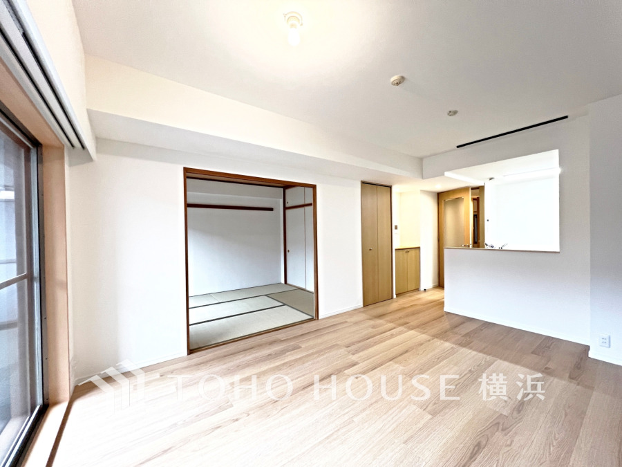 たくさんの想いが美しいカタチに彩られた時、そこにはひと時のくつろぎが生まれ、ゆっくりと愛着が育まれていきます。