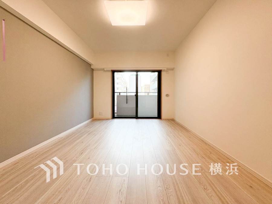 感性を育むプライベートルームはシンプルでスマートな空間。好みの空間で読書をしたり、音楽を聞いたりと一人の時間も充実したものにできます。