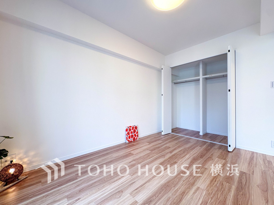 感性を育むプライベートルームはシンプルでスマートな空間。好みの空間で読書をしたり、音楽を聞いたりと一人の時間も充実したものにできます。