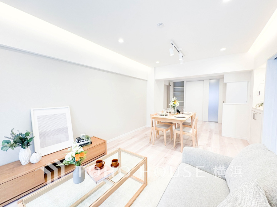 一日の中で多くの時間を過ごすことになる住まいだからこそ、いつも穏やかな空間であるように心掛けています。構成する建材などへの配慮が、住まう方の健康を守ります。