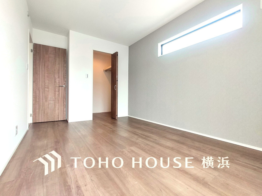 穏やかな寛ぎを届ける上質仕様のゆとりあるお部屋。自分時間を充実させながら心豊かにできるプライベート空間。