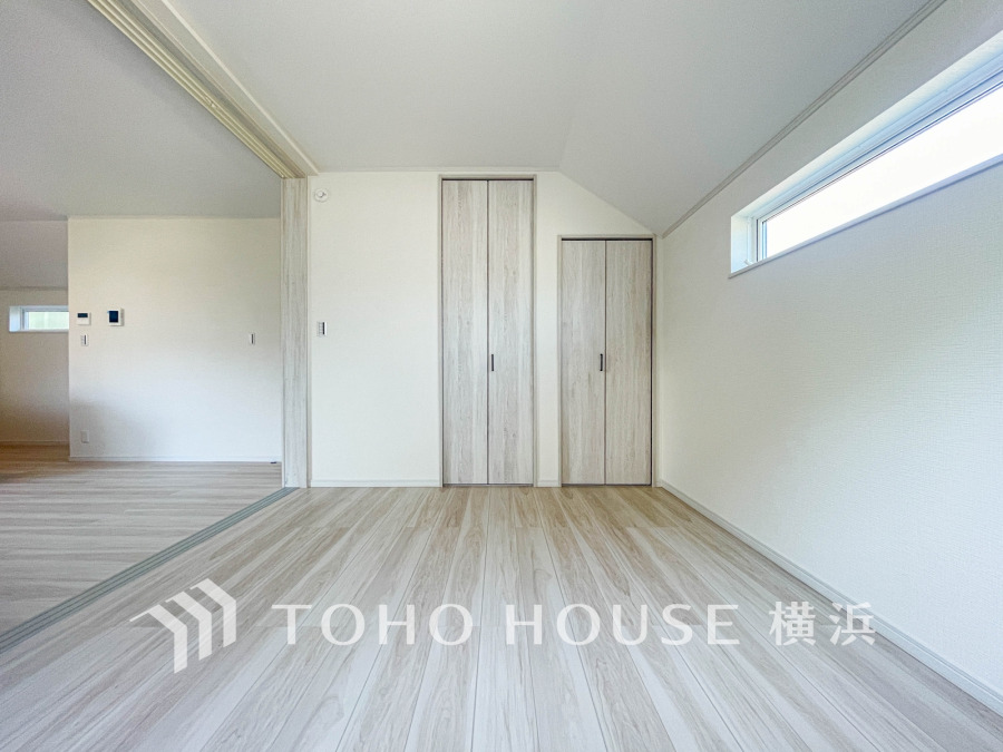 穏やかな寛ぎを届ける上質仕様のゆとりあるお部屋。自分時間を充実させながら心豊かにできるプライベート空間。