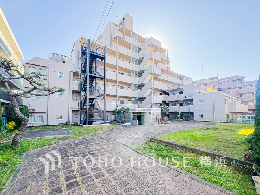 流行に左右されず、将来にわたって価値が継続する「上質」な佇まい。おしゃれな雰囲気や自然の潤い、親しみやすさといった個性を、街に新たな価値をもたらし続けてくれます