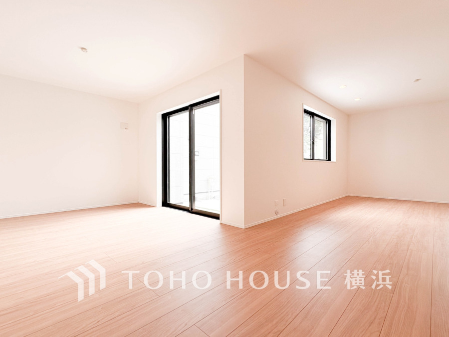 ご家族やお客様との時間など、多くの時を刻む空間。何気なく過ぎる時でさえも上質なひと時となる快適な空間を目指して。