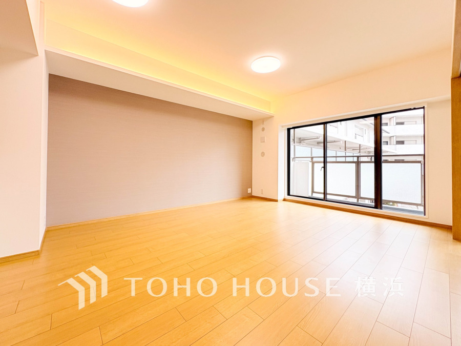 太陽の恵みを受けた明るい空間。吹きぬける風を感じながら爽やかで風通しの良い暮らしが叶います。
