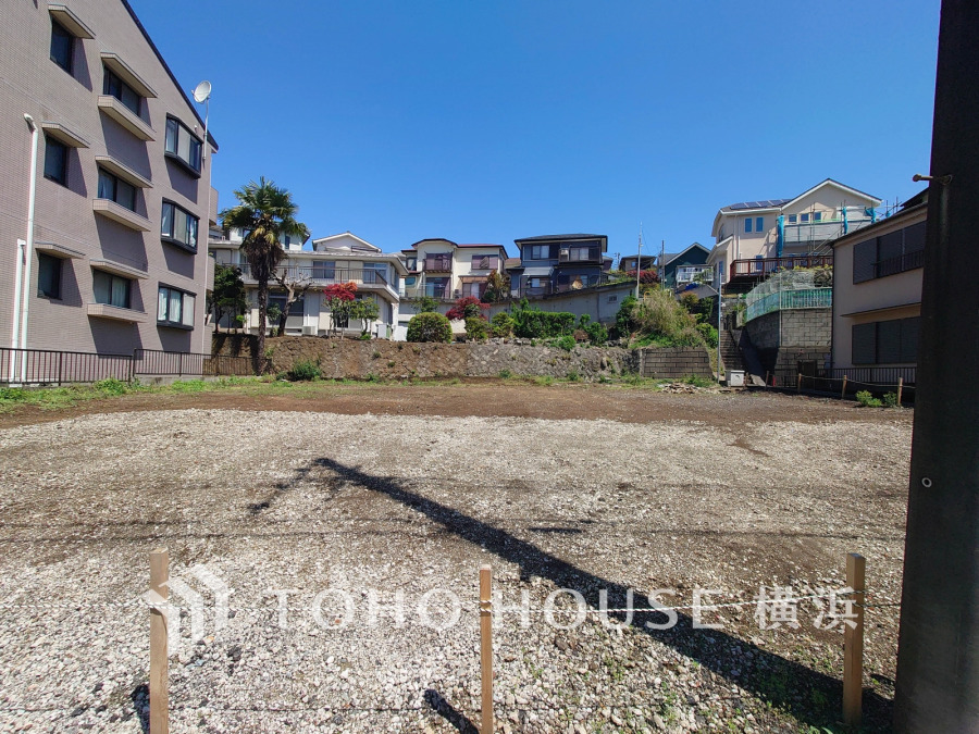 建築条件付きの土地のご紹介です。（建築プラン木造3階建て111.67平米　税込:2200万円）