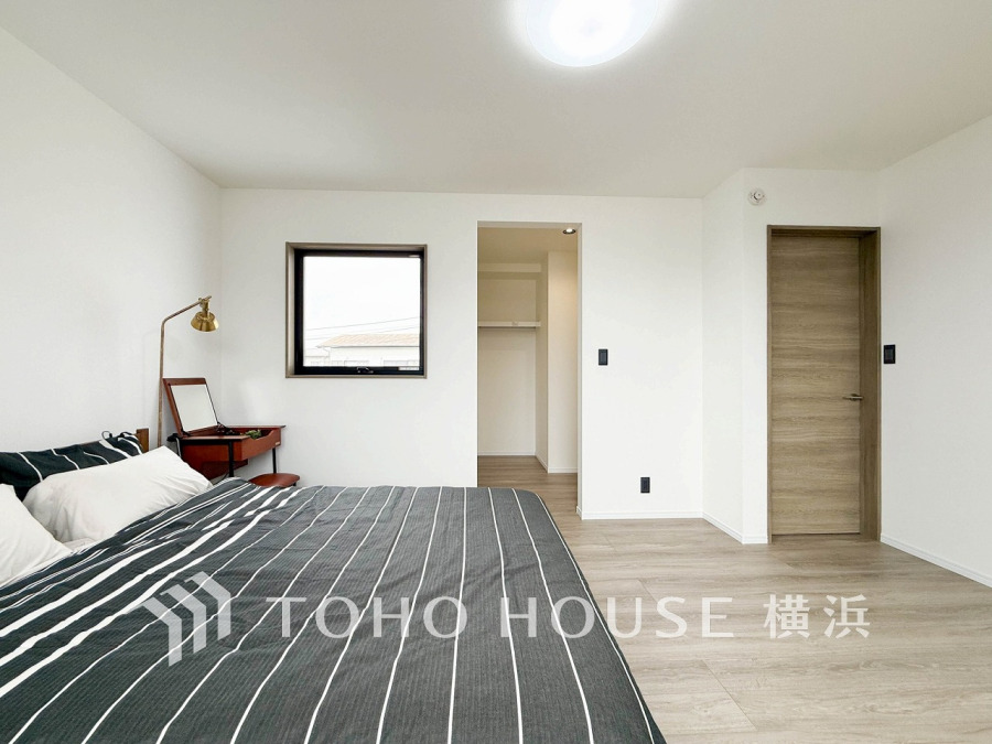 穏やかな寛ぎを届ける上質仕様のゆとりあるお部屋。自分時間を充実させながら心豊かにできるプライベート空間。