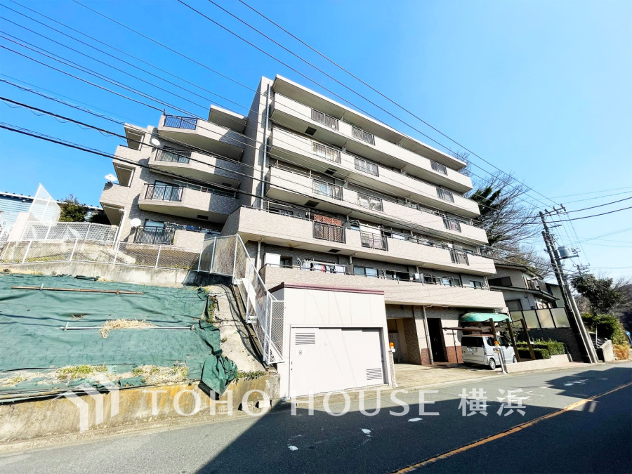 流行に左右されず、将来に渡って価値が継続する「上質」な佇まい。お洒落な雰囲気や自然の潤い、親しみやすさといった個性を、街に新たな価値をもたらし続ける。