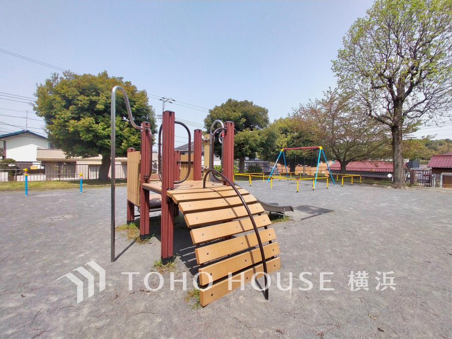 尾月第二公園まで　約72ｍ