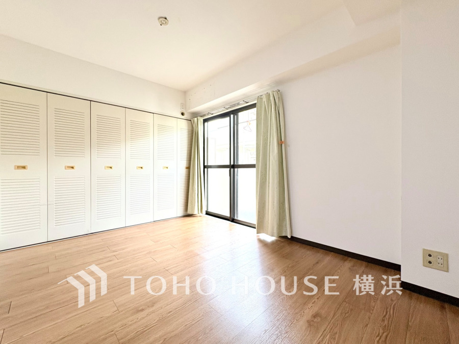 一日の中で多くの時間を過ごすことになる住まいだからこそ、いつも穏やかな空間であるように心掛けています。構成する建材などへの配慮が、住まう方の健康を守ります。