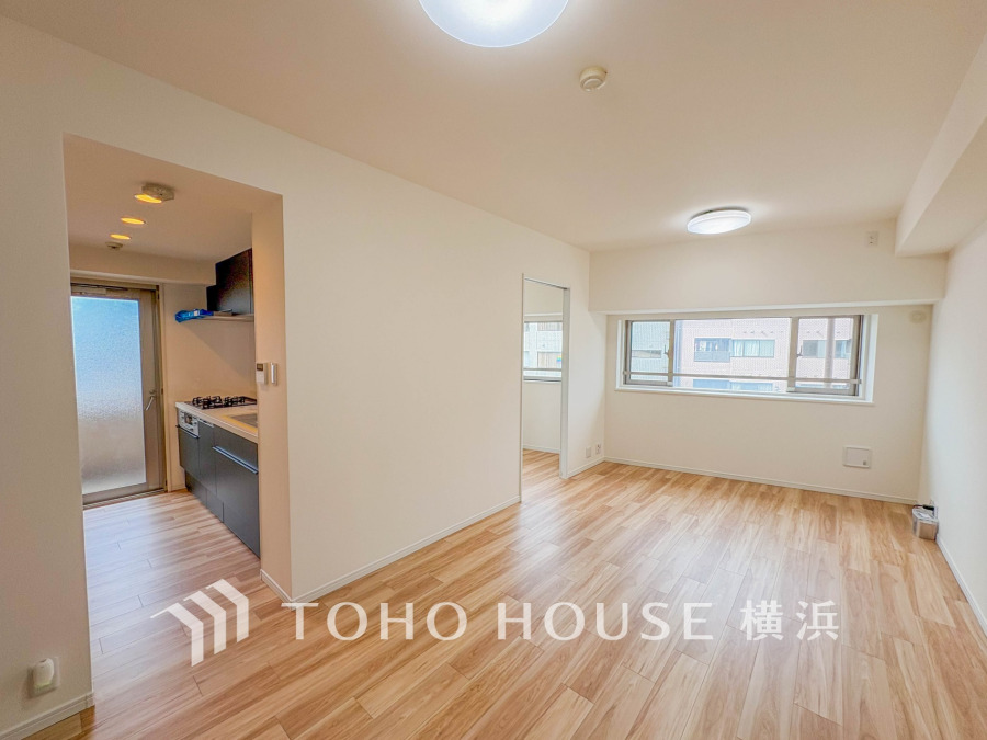 ご家族やお友達との時間など、多くの時を刻む空間。何気なく過ぎる時でさえも上質なひと時となる快適な空間を目指して。