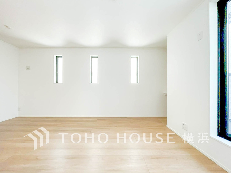 一日の中で多くの時間を過ごすことになる住まいだからこそ、いつも穏やかな空間であるように心掛けています。構成する建材などへの配慮が、住まう方の健康を守ります。
